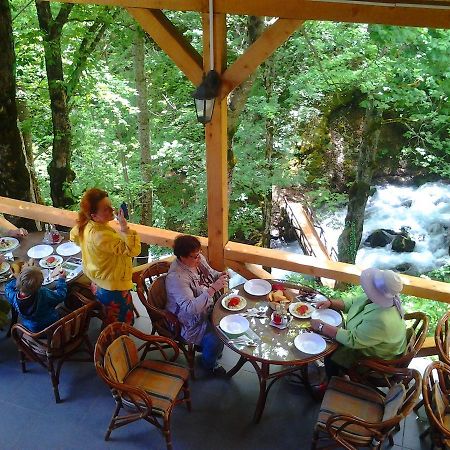 Hotel Ravnjak Dobrilovina Екстер'єр фото